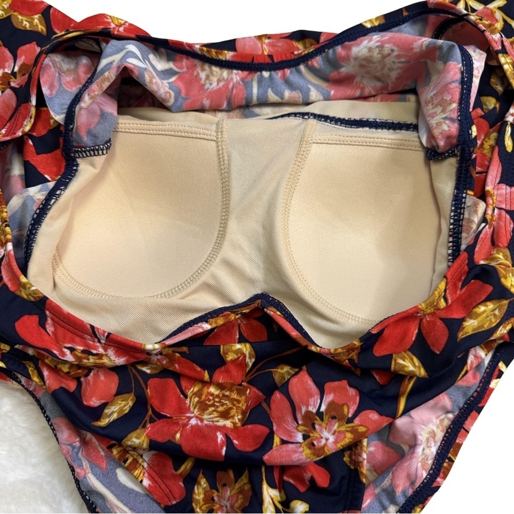D&Co Beach Floral One-Piece Swimsuit  Size 2 Flutter Sleeve Ruched Bodice NWT - Picture 7 of 12